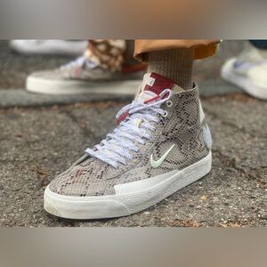 NIKE x SOULLAND rare sb blazer mid qs sneakers
